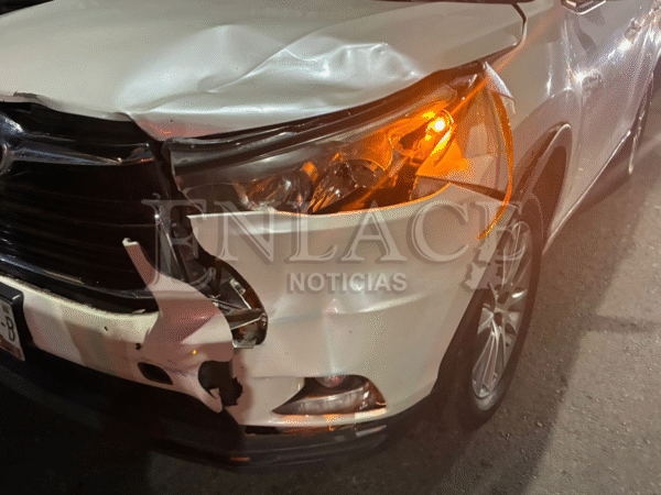 Choque en cruce vial