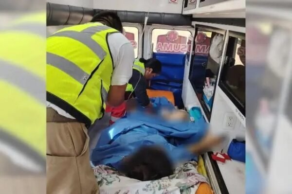Nace bebé en ambulancia