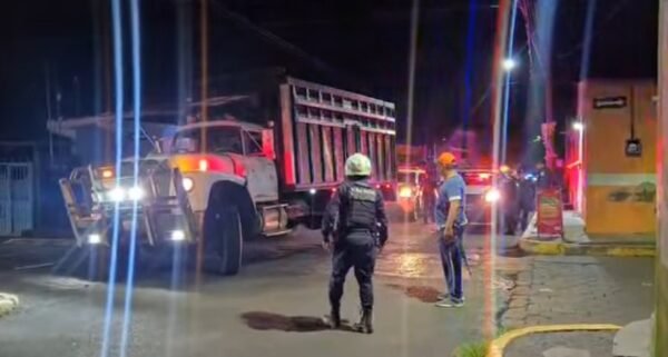 Persecución en Atlixco termina con la detención de dos hombres