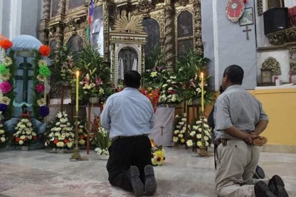Celebración de Cruz de Piedra en Huaquechula