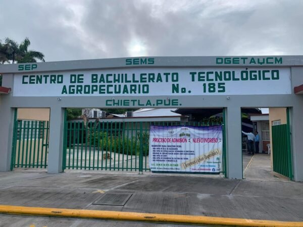 Alumno metió un arma de fuego al CBTA 185