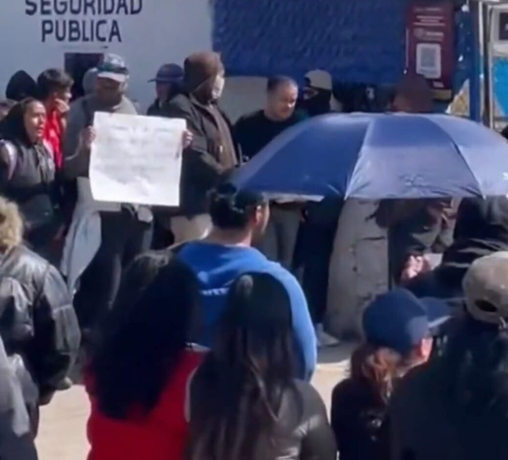 Familiares de internos del penal de San Miguel piden el traslado del «Pavôn» a un CEFERESO