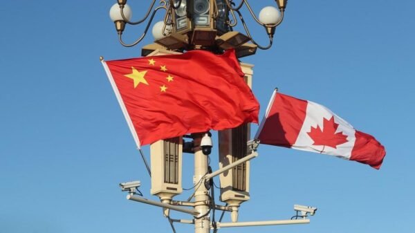 Canadá estrecha lazos con China
