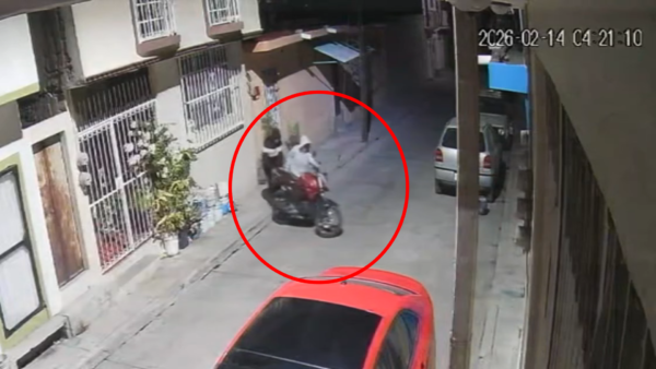 Robo de motocicleta en colonia El Calvario