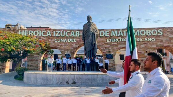 Izúcar honra legado de Miguel Cástulo de Alatriste