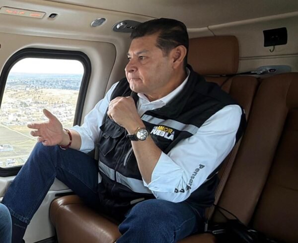 GOBERNADOR ARMENTA MIER PERSONALMENTE SUPERVISA Y ATIENDE EN DÍAS SANTOS LOS OPERATIVOS DE SEGURIDAD EN PUEBLA