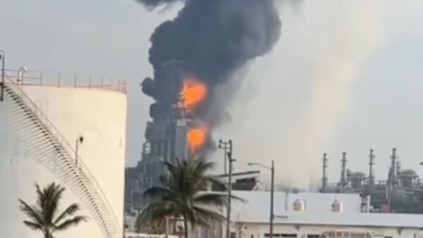 Incendio en Dos Bocas reaviva dudas operativas